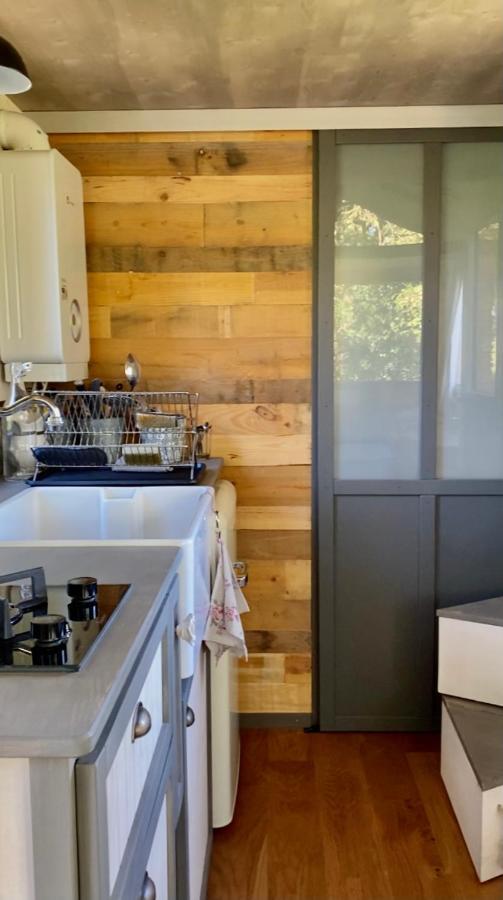 숄레 Jolie Tiny House Sous Les Grands Arbres 빌라 외부 사진